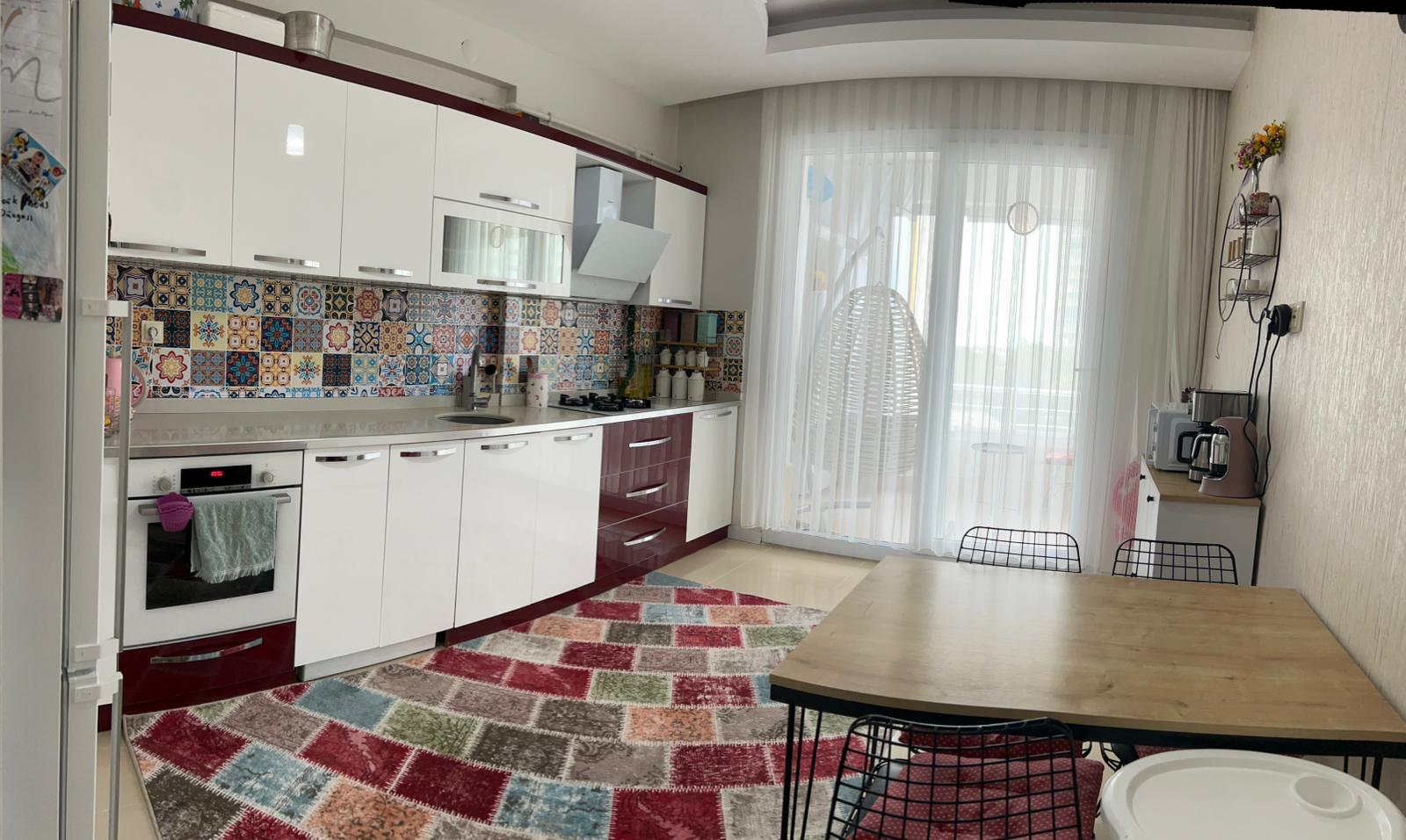 FABRİKA MAHALLESİNDE SATILIK MASRAFLI 3+1 DAİRE