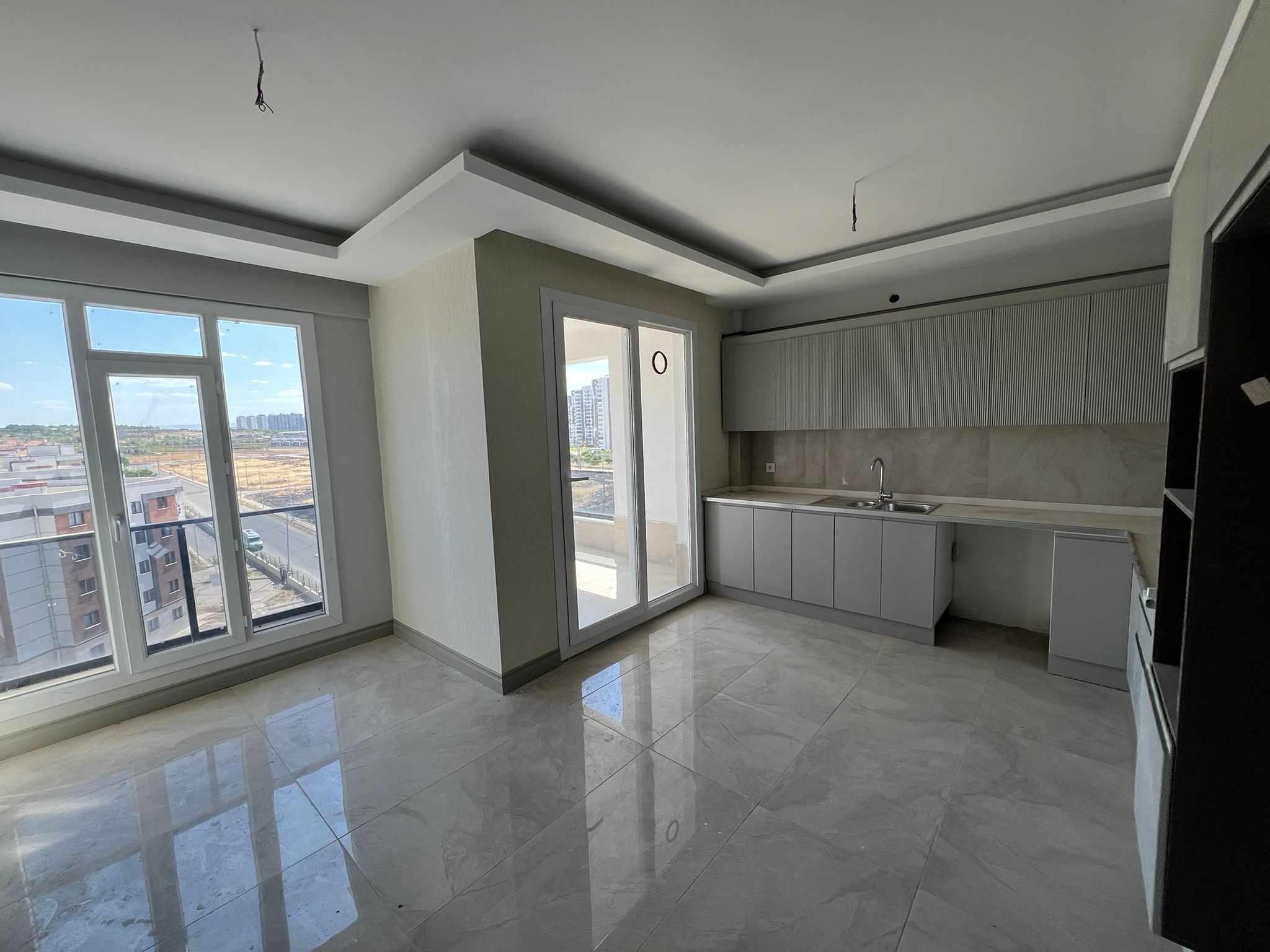 WİNSTOWN AVM YANINDA TAŞINMAYA HAZIR ACİL SATILIK 4+1 DAİRE