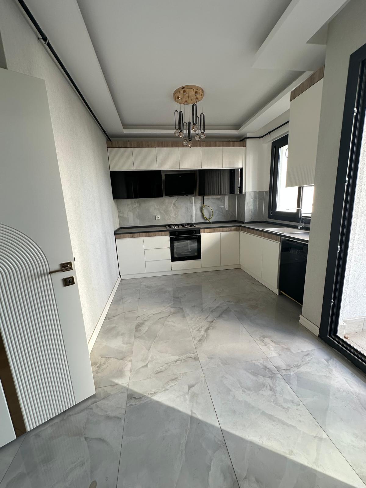 MASTFROŞTA 2.5+1 ULTRA LÜX SIFIR DAİRE KAYALAR 
