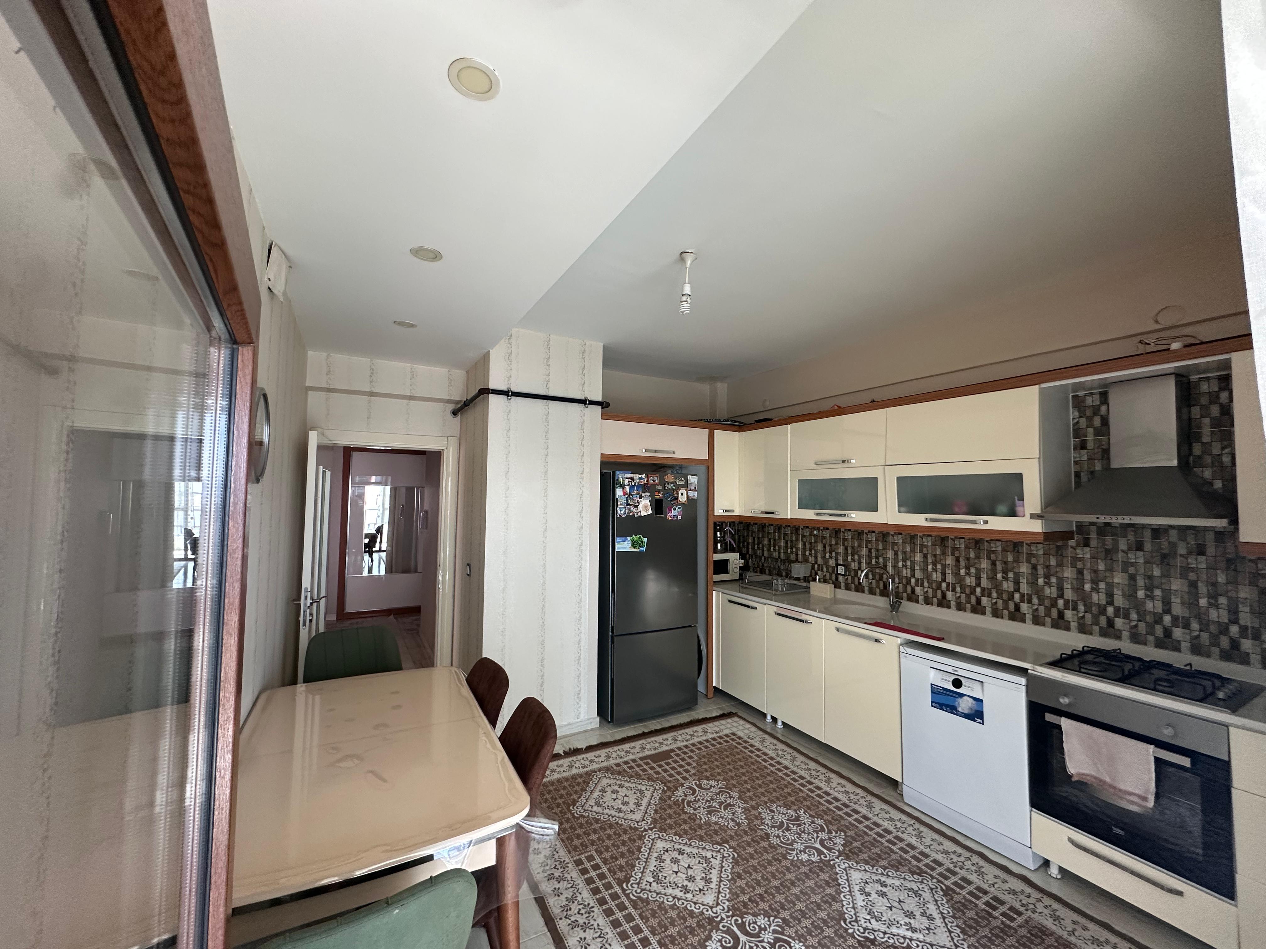 URFA YOLU ÜZERİNDE KADOİL PETROL YANI 3+1 FIRSAT DAİRE !