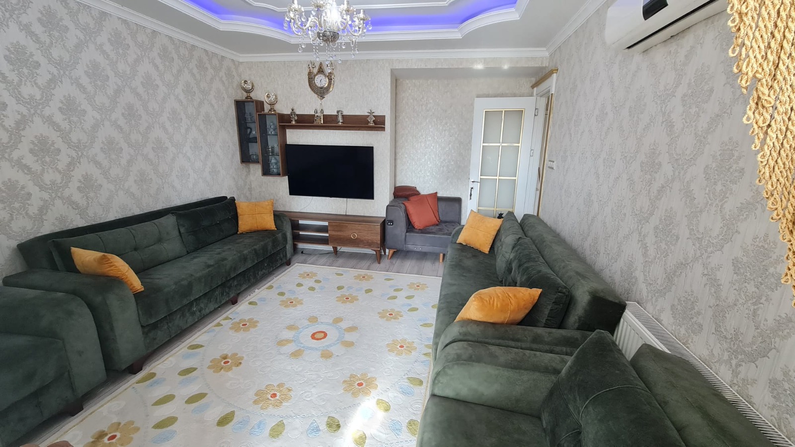 WİNS TOVN AVM YANI BULUT RENOVİA SİTESİNDEN ACİL SATILIK 3+1 YÜKSEK GİRİŞ KAT