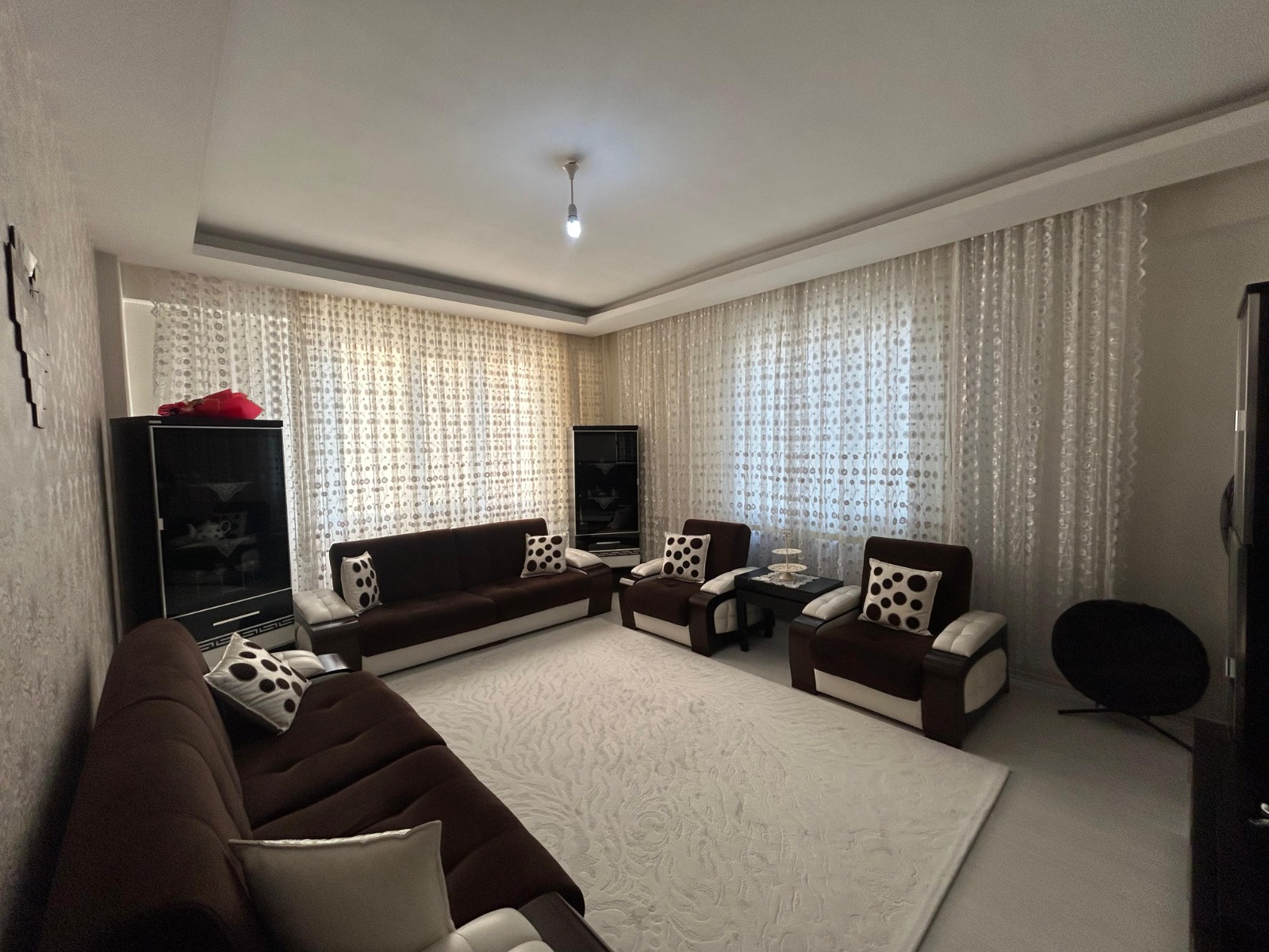 BAĞCILAR HAVALA ALANI KAVŞAĞINDA ULAŞ HOME 2 SİTESİNDE HAVUZLU SATILIK 3+1 DAİRE