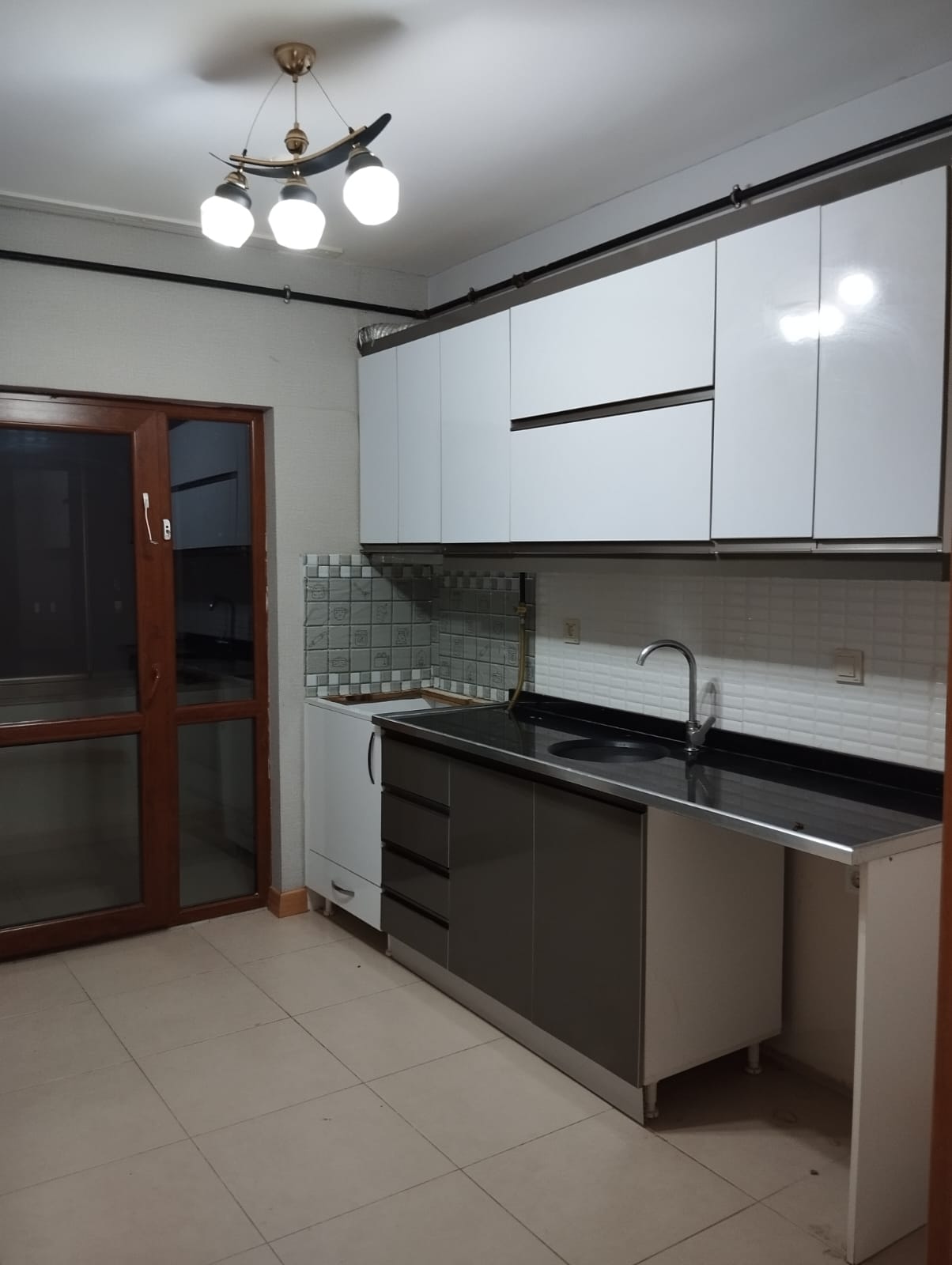 720 TOKİLER DARA YAPI YANINDA KİRALIK 3+1 DAİRE