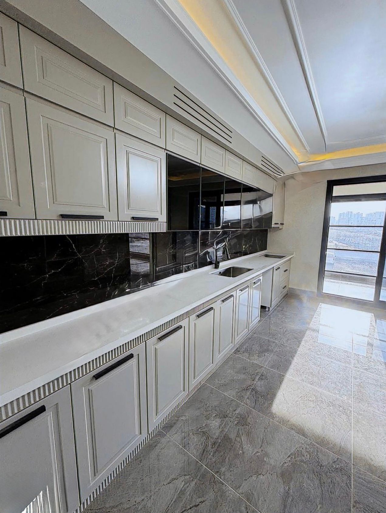  ZİLAN SİPAN'DA SATILIK FIRSAT  LÜX DAİRE