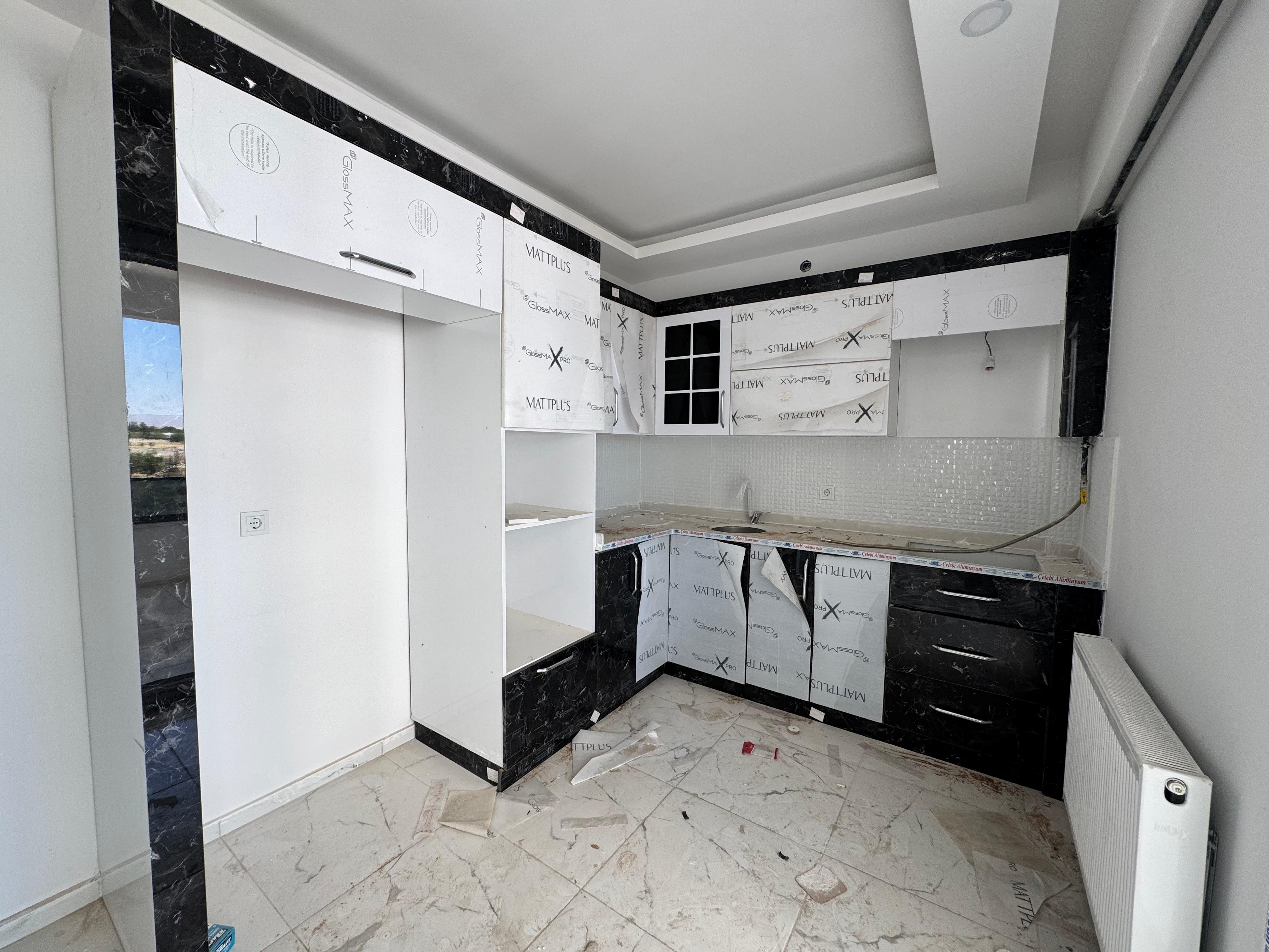 ŞEHİTLİKTE 2+1 SIFIR ARA KAT FIRSAT DAİRE