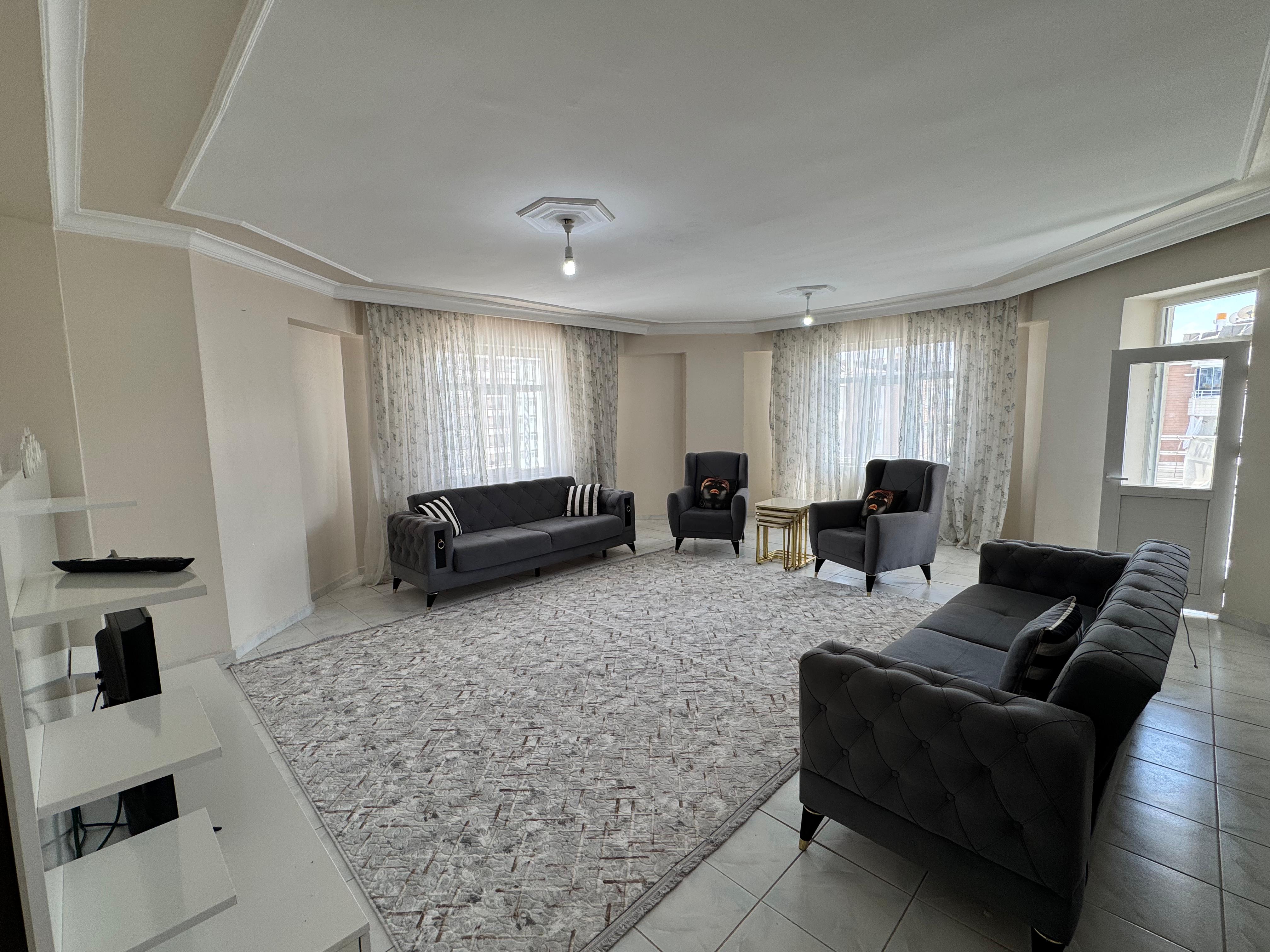 MUSA ANTER CADDESİ ÜZERİNDE SATILIK 3+1 BOŞ DAİRE