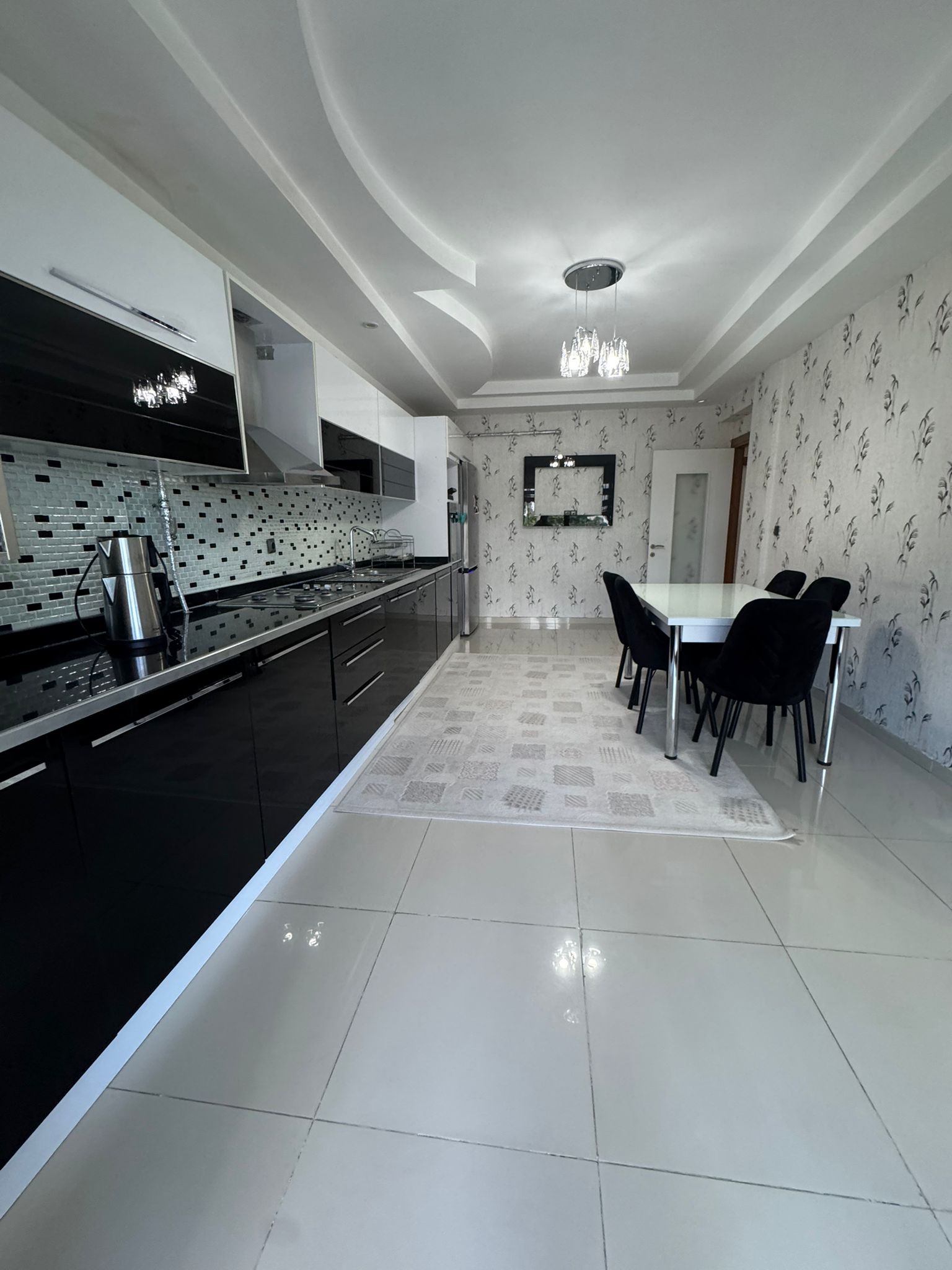 MASFTROŞ CADDESİNDE   FULL BAKIMLI SATILIK 4+1 DAİRE