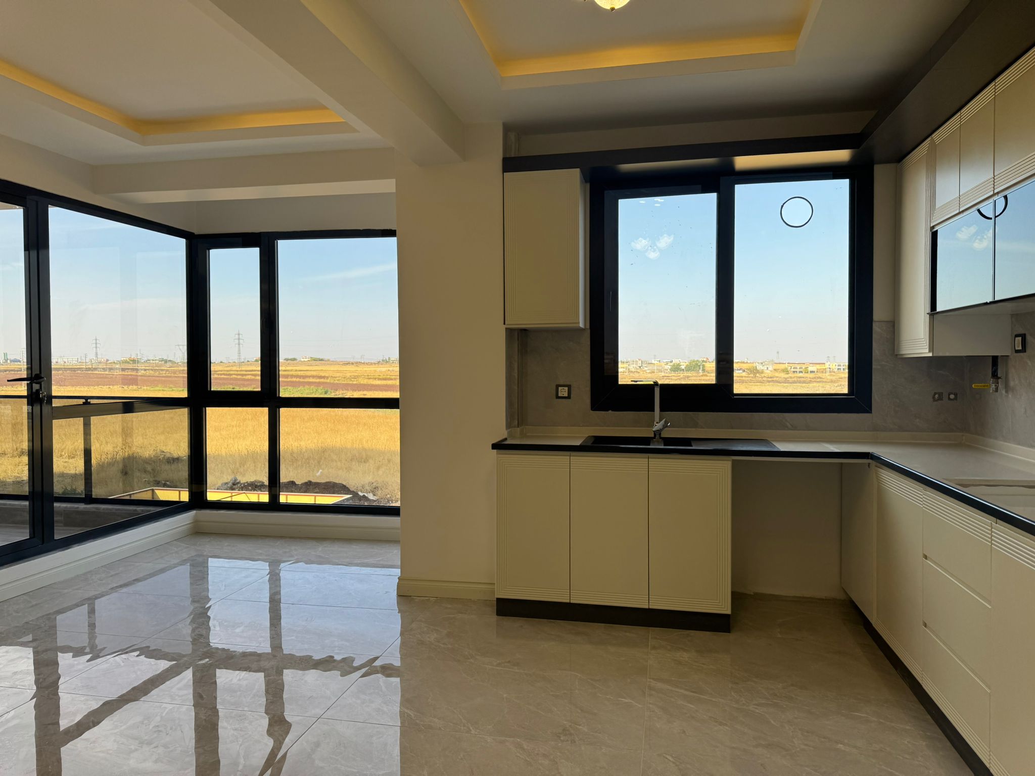 MAKRO LİFE GAYRİMENKUL'DEN ÜÇ KUYULAR'DA SIFIR DAİRE