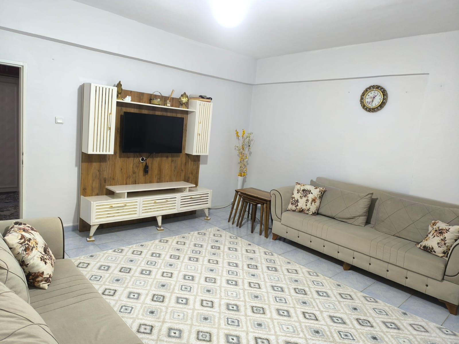 BAĞLAR EMEK CADDESİNDE SATILIK 2+1 DAİRE