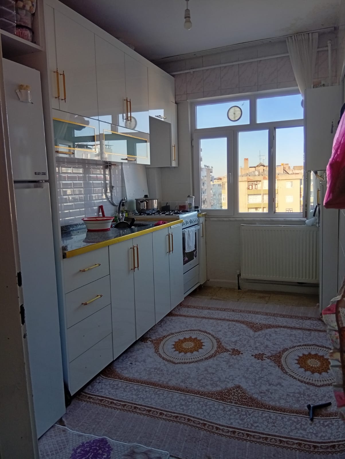  CEZAEVİ PEYNİR PAZARI YANI SATILIK 3+1 DAİRE