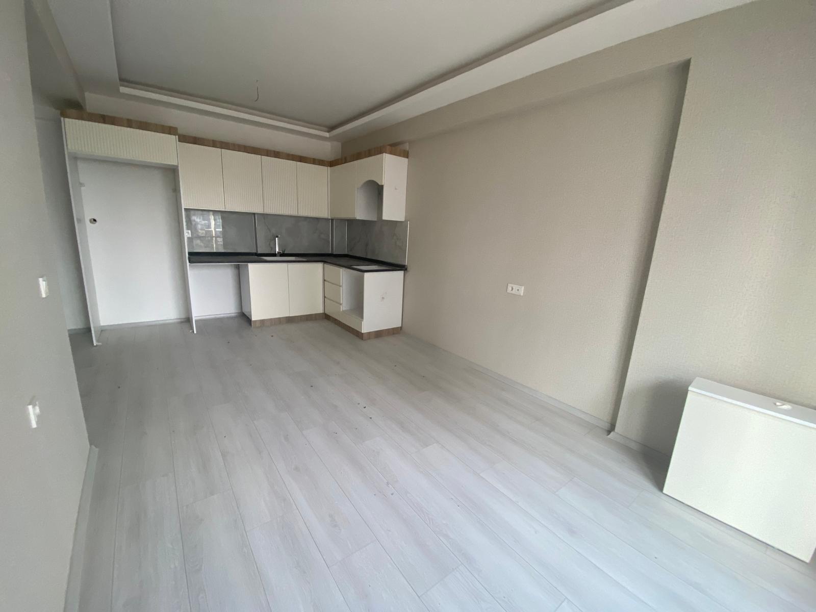 TEKEL ARKASI MASTFROŞTA SATILIK 2+1 FIRSAT DAİRE