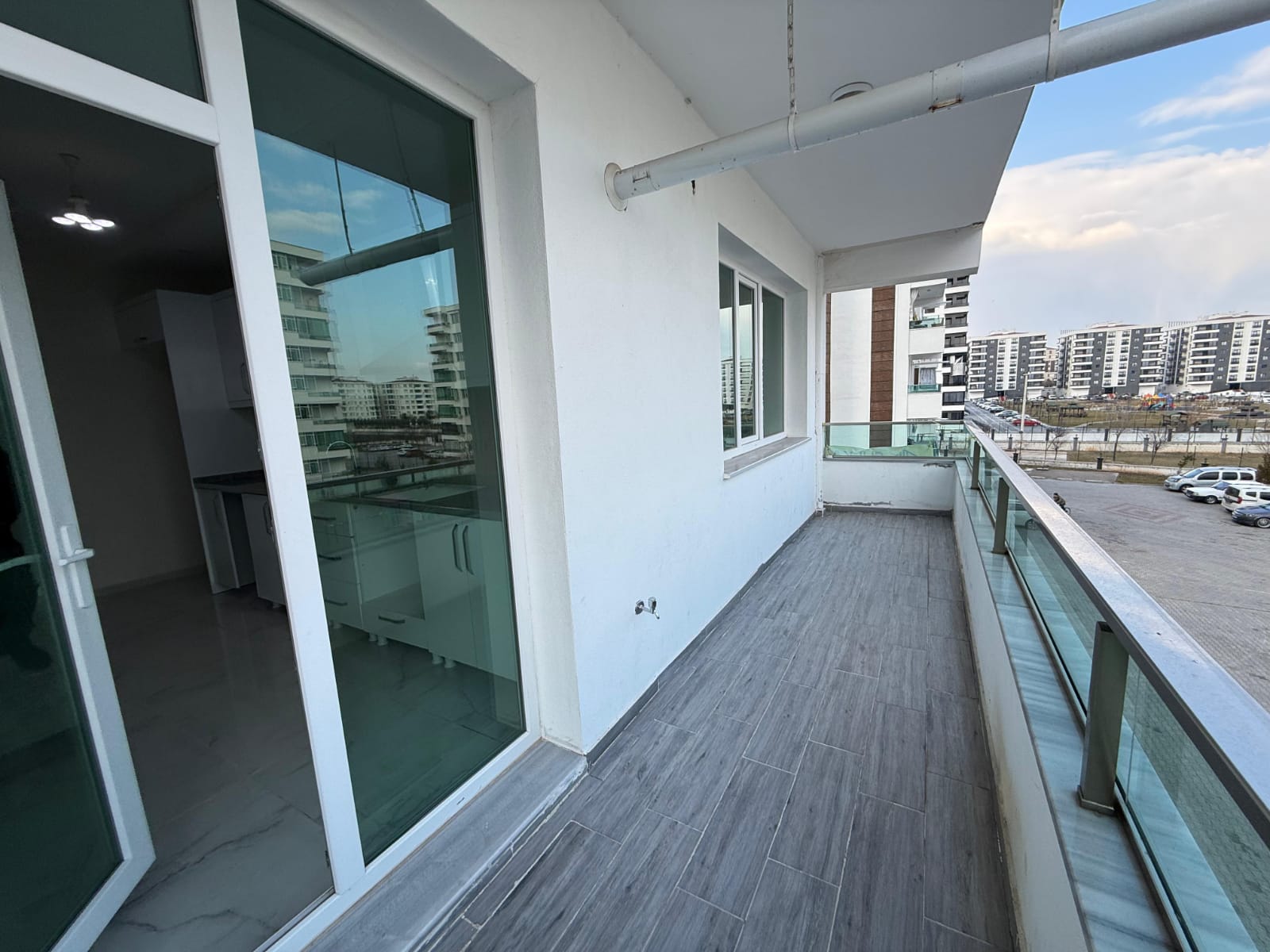 BAĞCILAR NEVROZ PARK CİVARI 3+1 ACİL SATILIK DAİRE..!