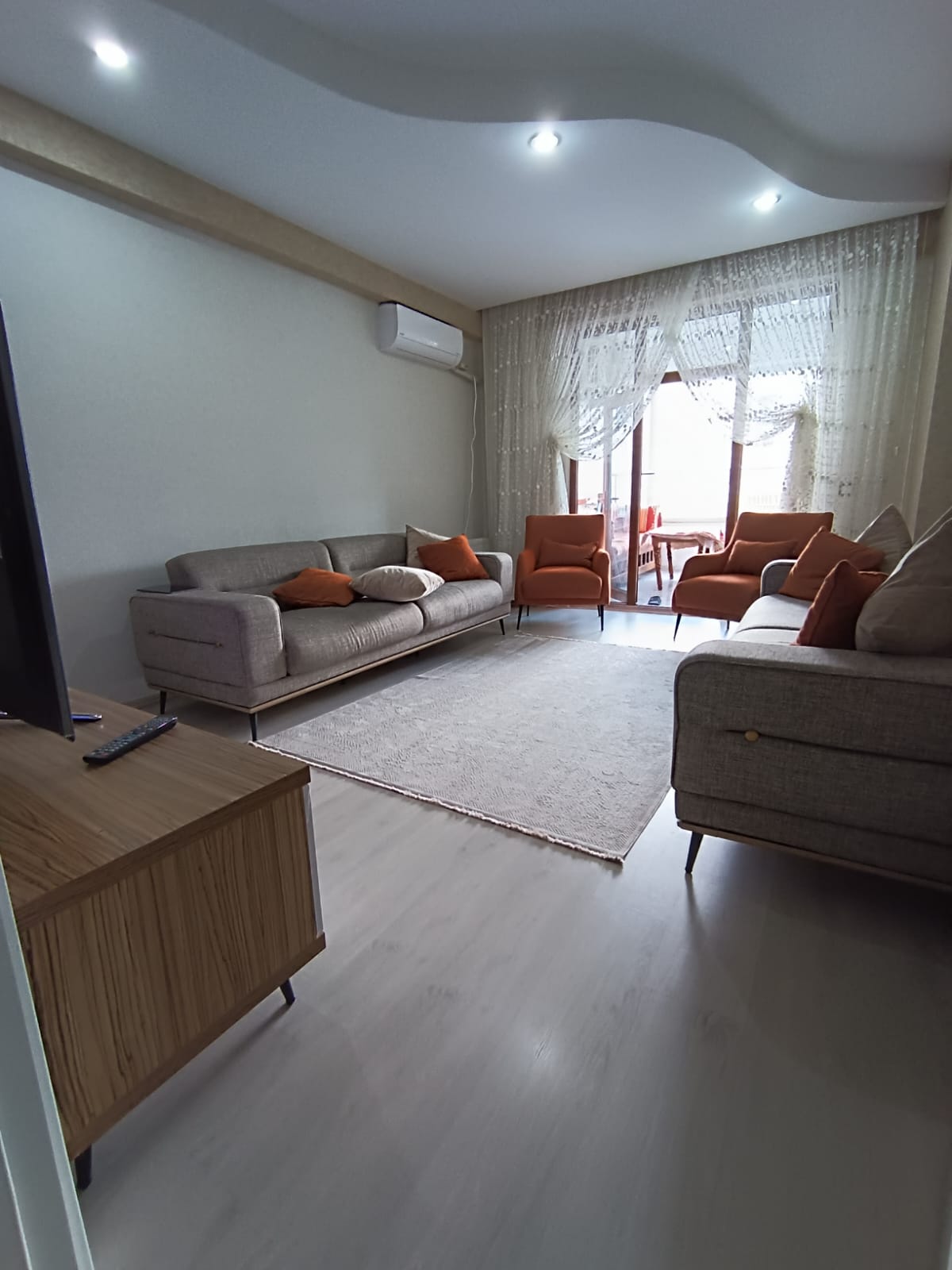 BATI HASTAHANESİ YANI FUL MASRAFLI 4+1 KİRALIK DAİRE